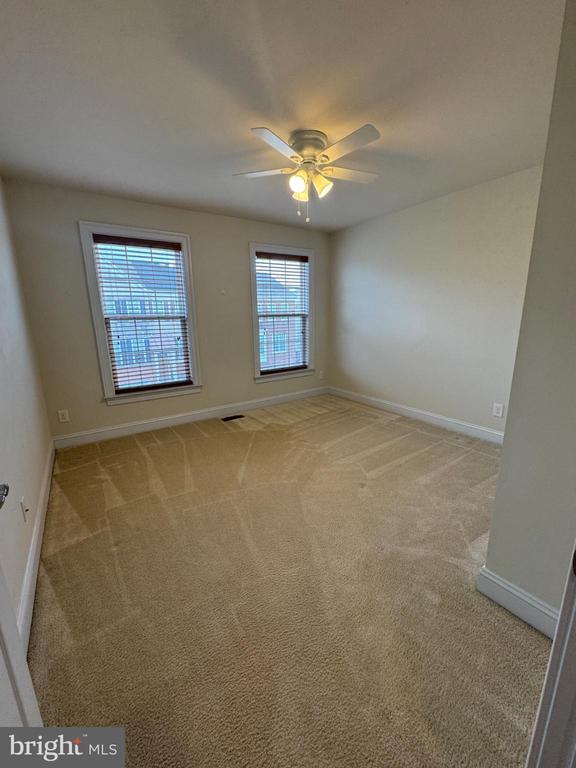 Building Photo - 43535 Heritage Gap Terrace