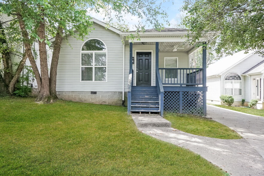 Primary Photo - 1818 Jefferson Ave