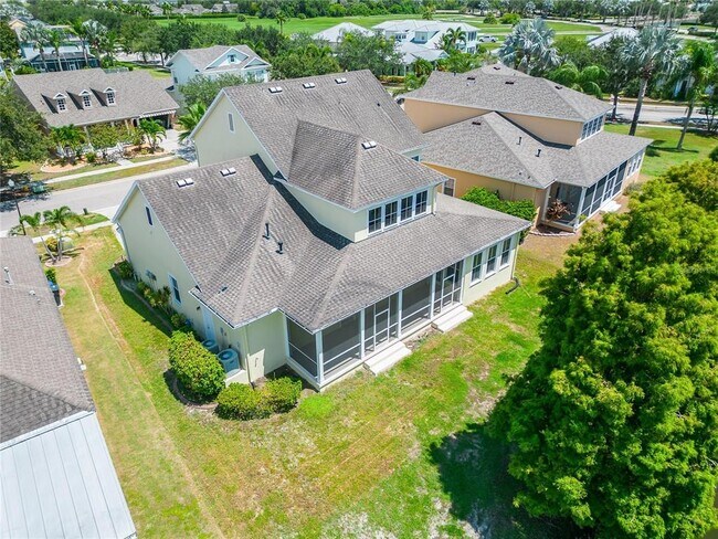 Building Photo - 5604 Skimmer Dr