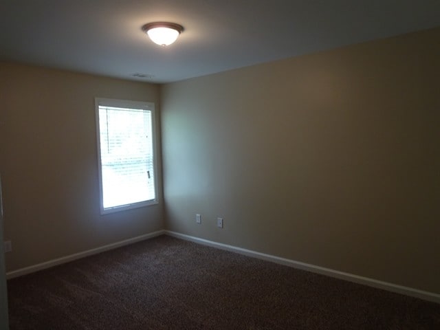 Building Photo - 2357 Longmont Dr