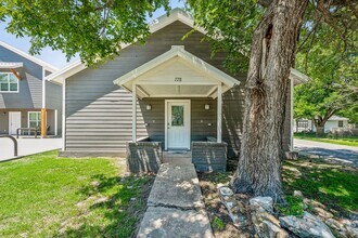 Building Photo - 778 N Belknap St