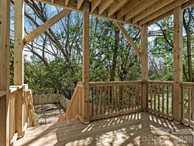 Building Photo - 1310 N Davidson St