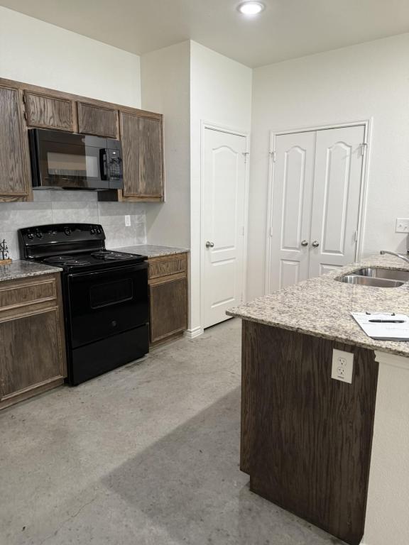 Building Photo - 6000 Harriet Tubman Ave