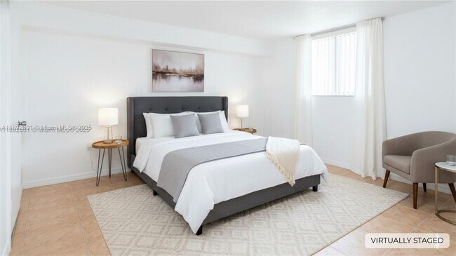 Building Photo - 102 SW 6th Ave