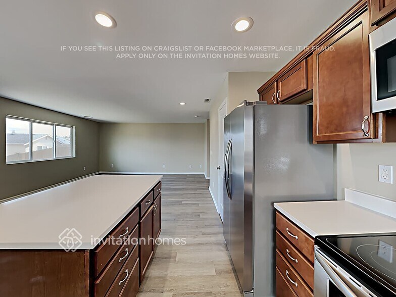 Building Photo - 19917 18th Ave Ct E