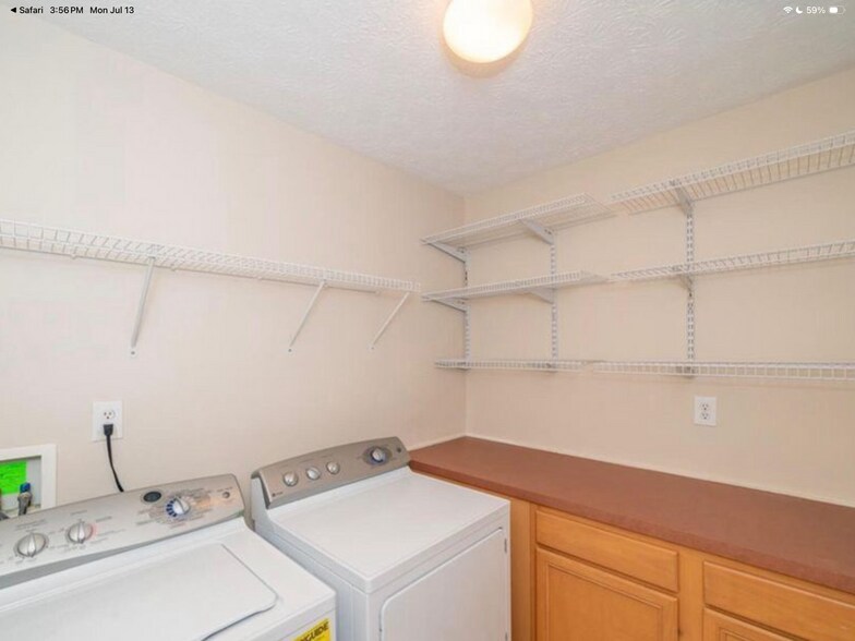 Building Photo - 11012 Symington Cir