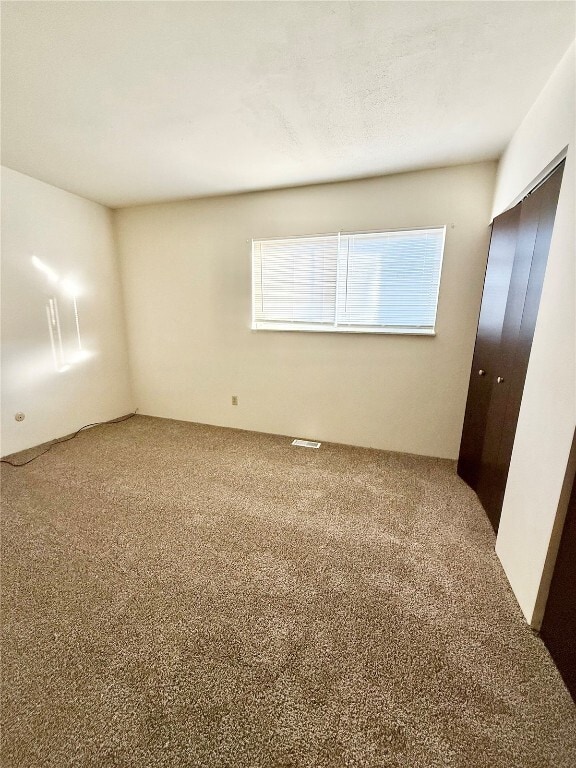 Building Photo - 709 Michael St