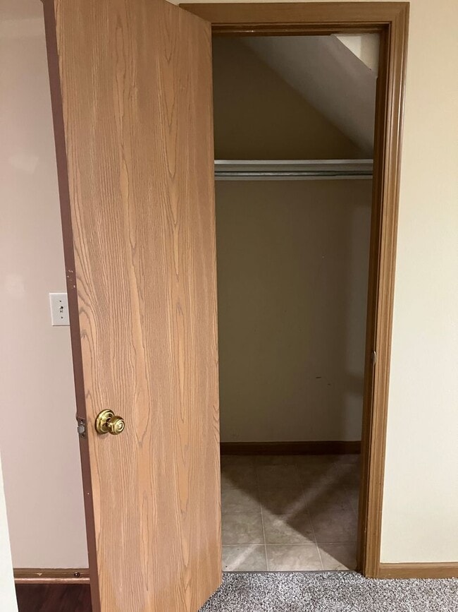 Building Photo - 2-Bedroom Townhome in Troy, OH - Available...