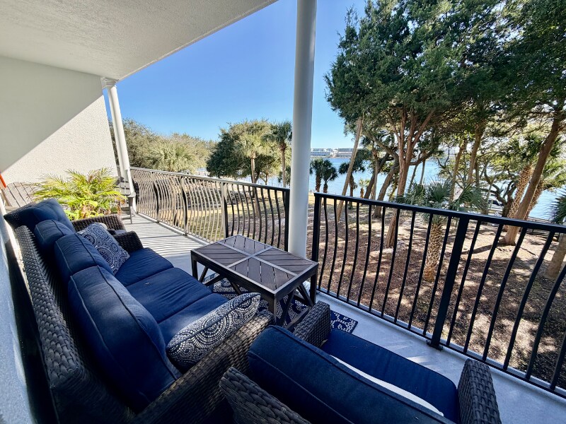 Building Photo - 113 Brooks St SE