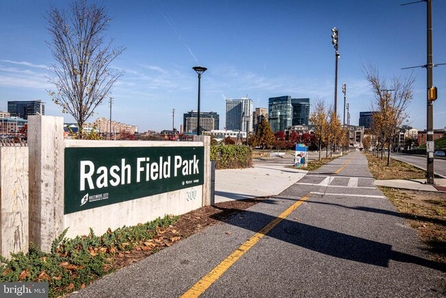 Building Photo - 1218 Riverside Ave