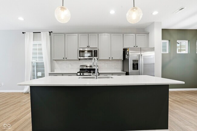 Building Photo - 2925 Bolton Square Blvd