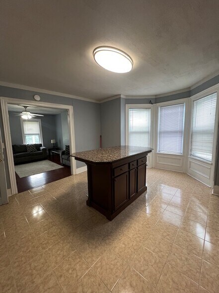 Building Photo - 309 Columbus Ave