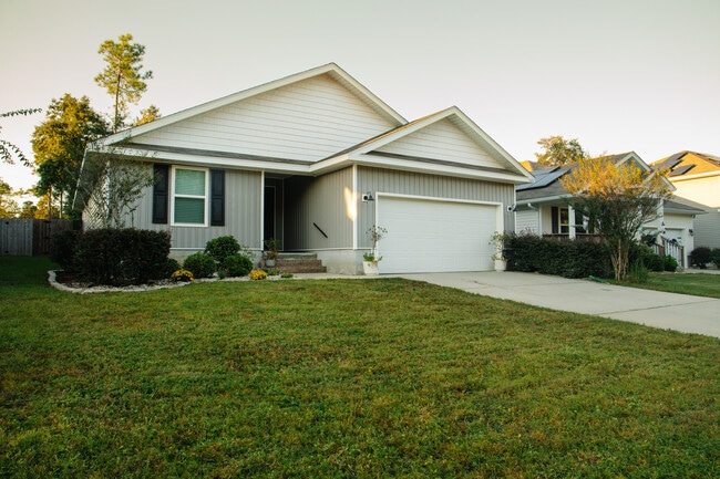 Building Photo - 5806 Paddock Way