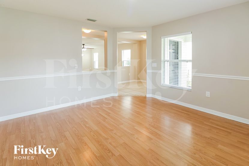 Building Photo - 6619 Gates Pointe Way