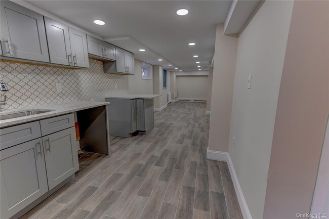 Building Photo - 85 Florida St