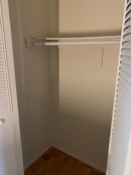 Building Photo - 330 Newton St