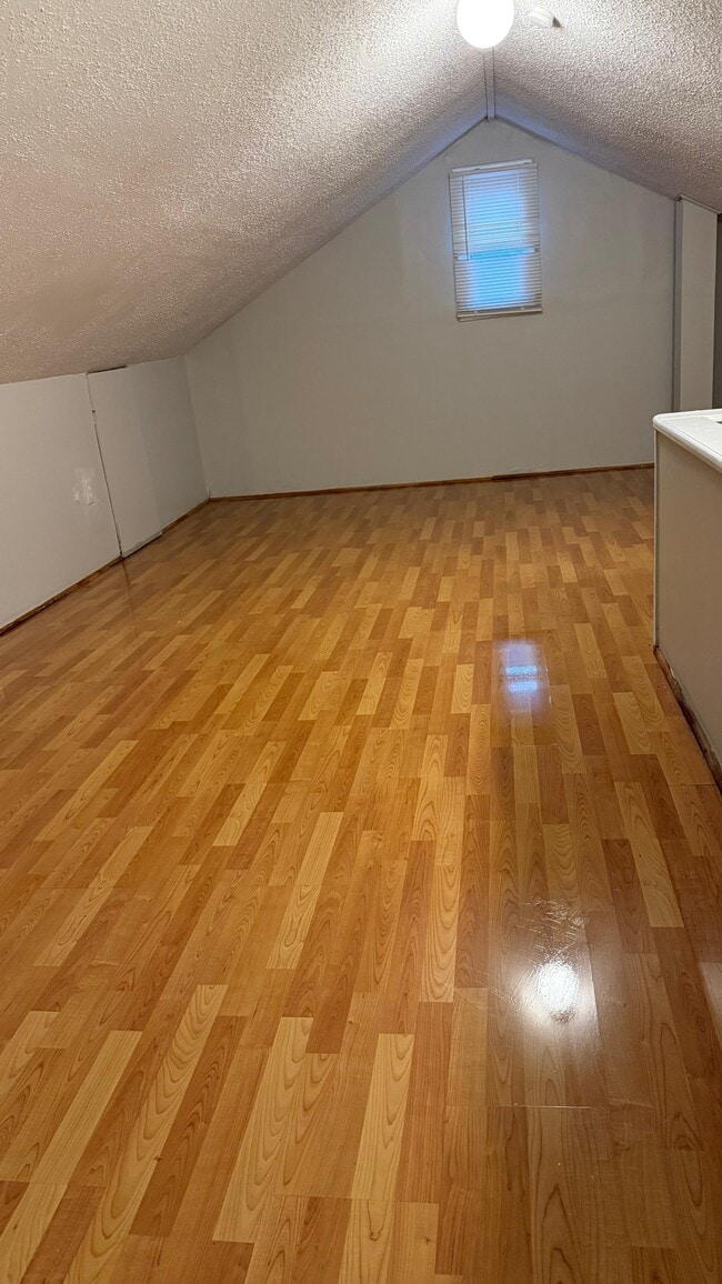 Building Photo - 10370 Britain St