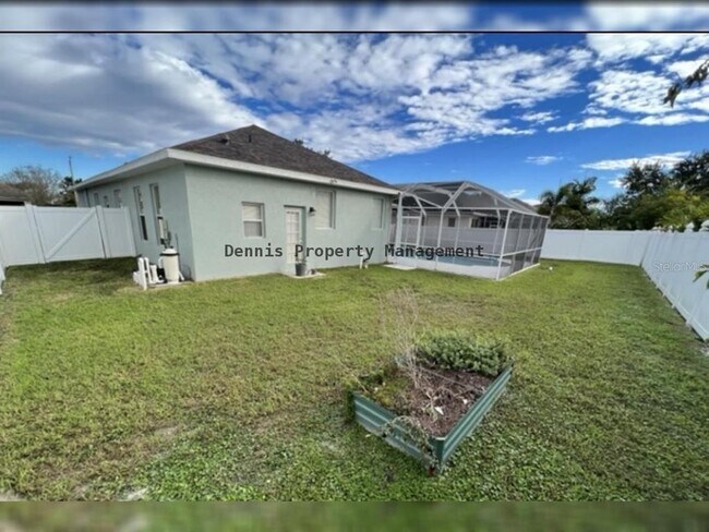 Building Photo - 22630 Eagles Watch Dr