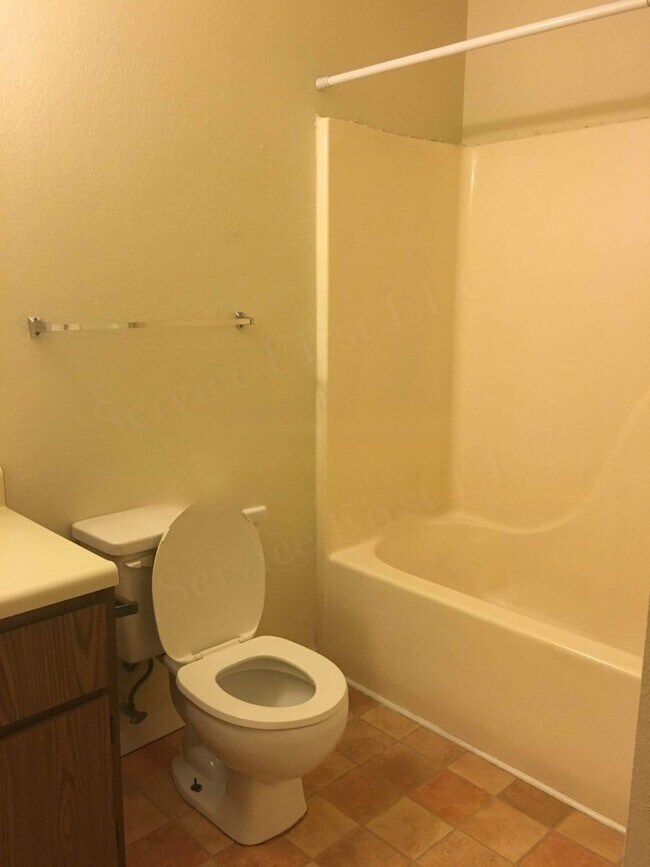 Building Photo - Buffalo Apartments (Bison Terrace)