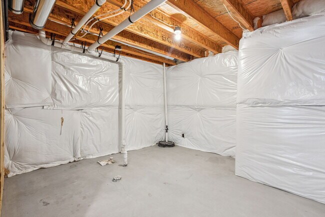 Building Photo - 2506 Tempest Dr