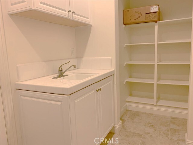 Building Photo - 16 Manzanillo