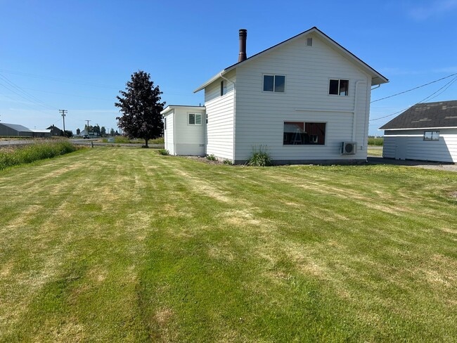 Building Photo - Fully Remodeled Five Bedroom House for Rent!