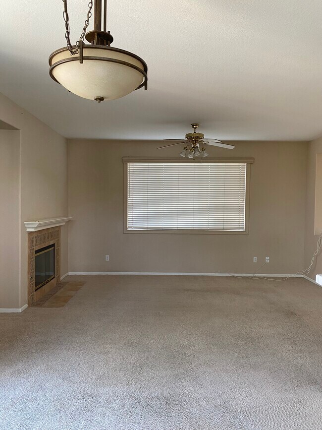 Building Photo - 11855 Westview Pky