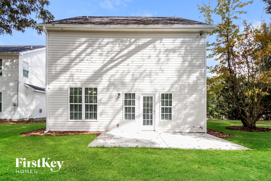 Building Photo - 1818 Yarborough Dr