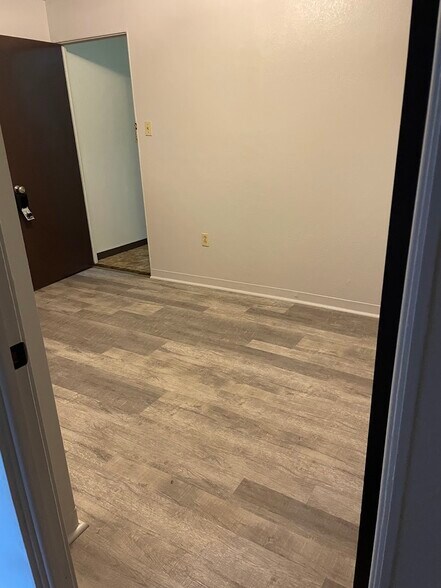 Apt G - 700 Brinton Ave