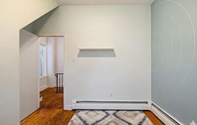 Building Photo - 1238 Waverly St