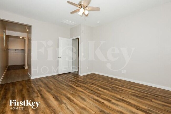 Building Photo - 7200 E Eagle Nest Way