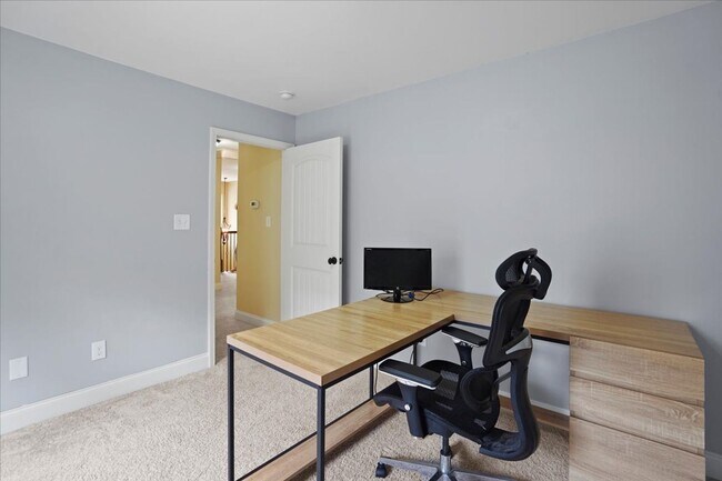 Building Photo - 4 Bedroom, 2.5 Bathroom home in Grovetown with fenced yard and 2-car garage