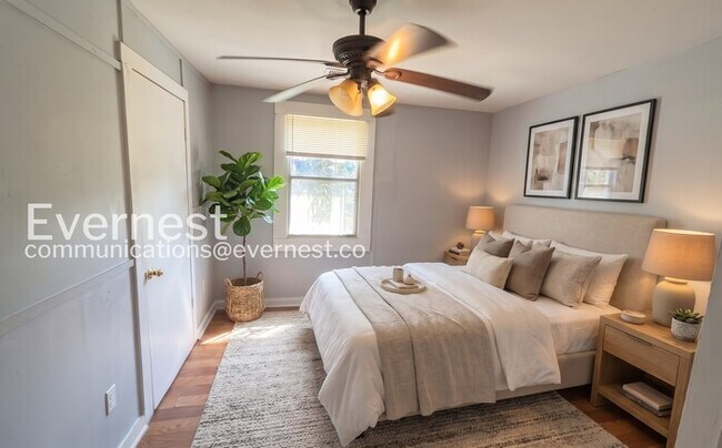 Building Photo - PROMO!!! 2-Bedroom Home with Off-Street Parking / Pet-Friendly / Vouchers Accepted / Available Now!