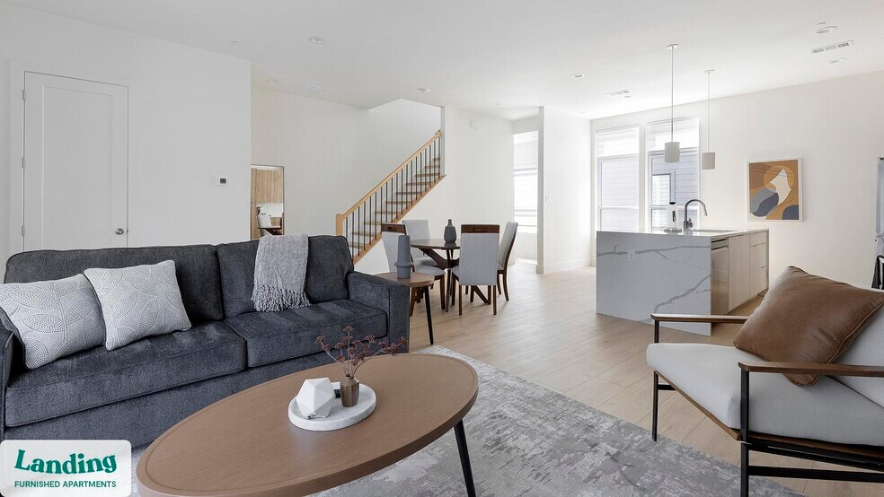 Primary Photo - 2206 Arroyo Ave