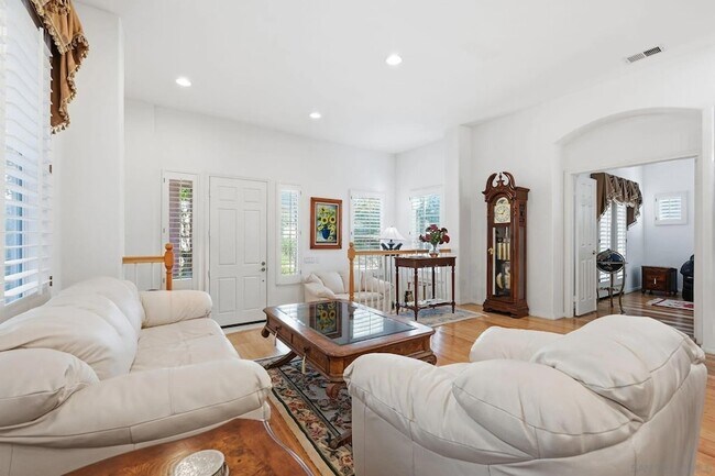 Building Photo - 8010 Gilman Ct