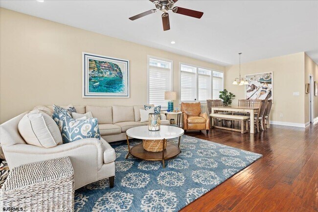 Building Photo - 16 S Decatur Ave