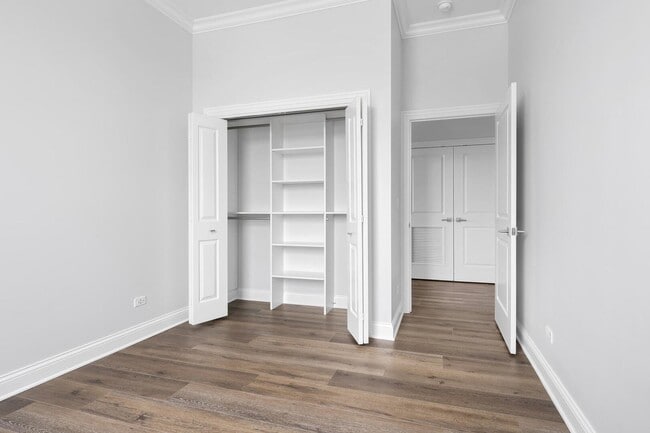 Building Photo - 6555 W North Ave