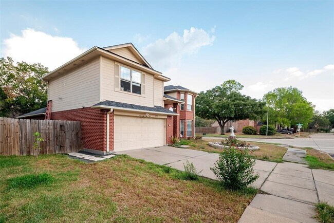 Building Photo - 16355 Flint Run Way