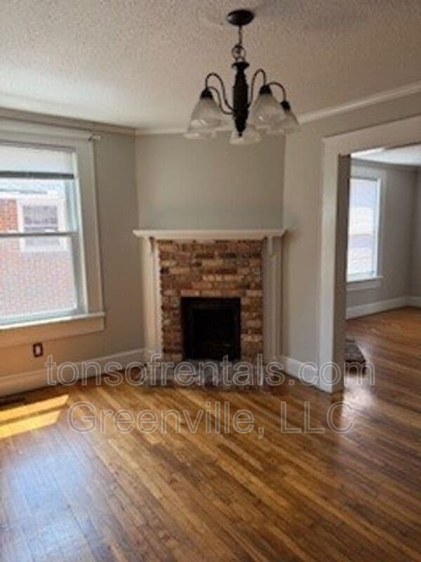 Building Photo - 414 Randall Street C