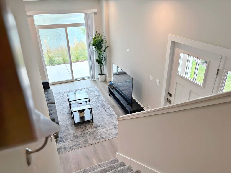 Building Photo - 28397 Torch Pkwy