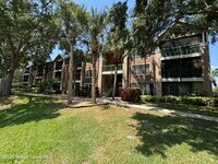 Building Photo - 7667 N Wickham Rd