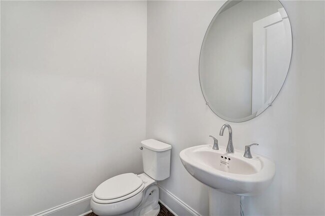 Building Photo - 1066 Winding Br Dr