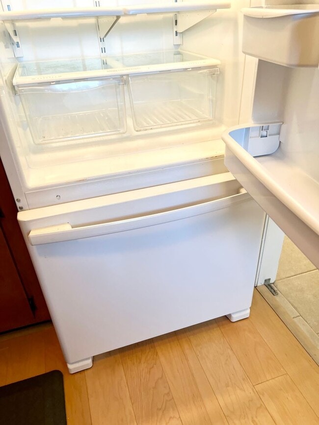 Building Photo - ***Waterfront Condo W/S/T INCLUDED!