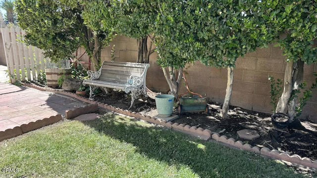 Building Photo - 1222 W Ave J15