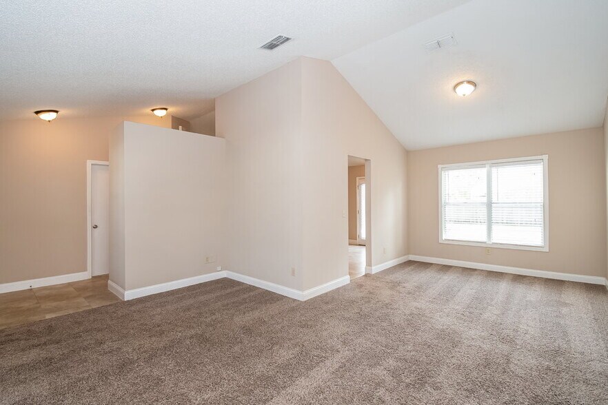 Building Photo - 5943 Early Harvest Ct