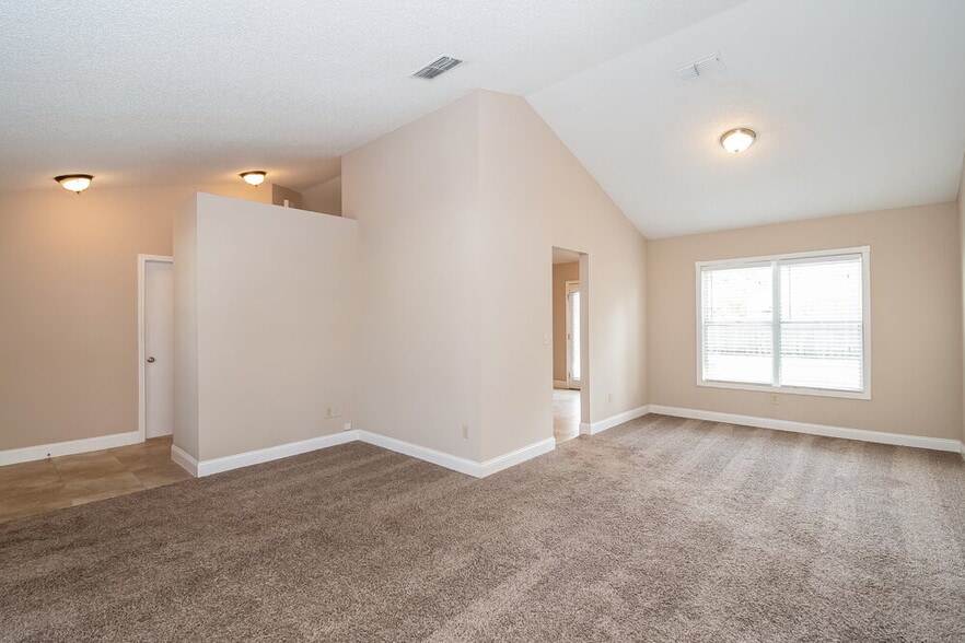 Building Photo - 5943 Early Harvest Ct