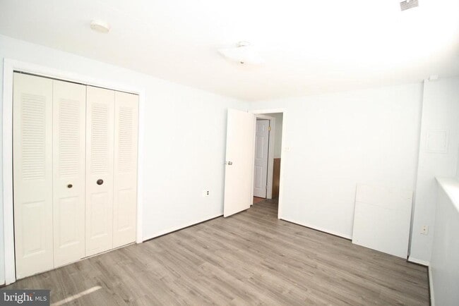 Building Photo - 1378 Rollinghouse Dr