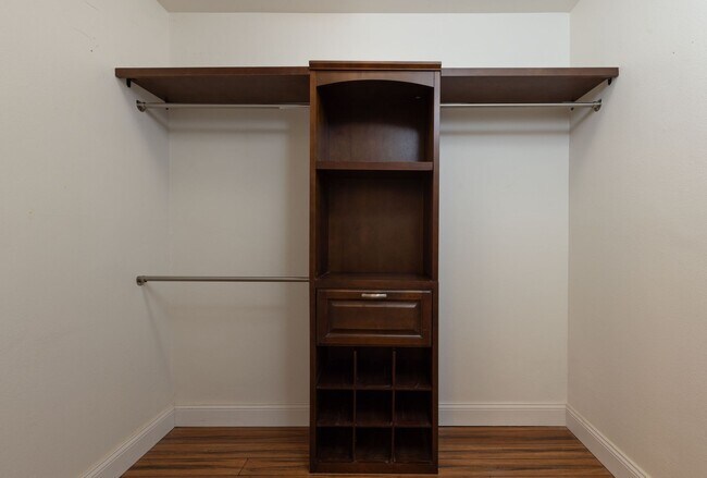 Building Photo - 15408 Glentree Rd