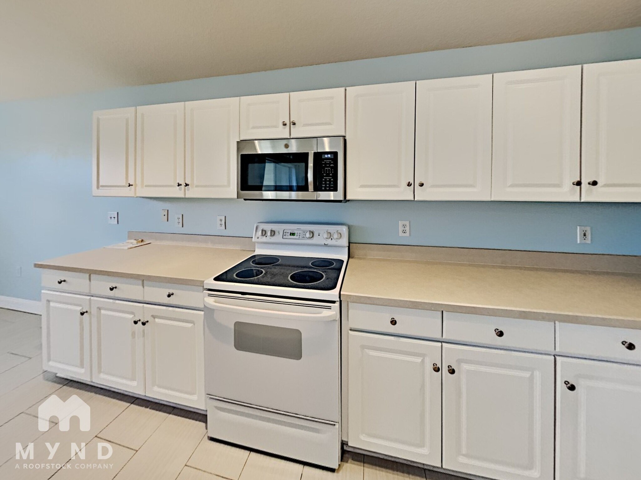 Building Photo - 1500 Baythorn Dr