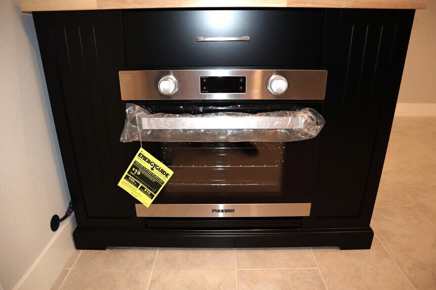 Building Photo - 1928 Ballard Bay Pl